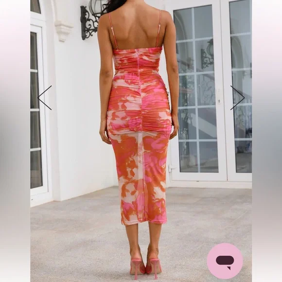 Hello Molly Pink Floral Midi Dress - Picture 2 of 4